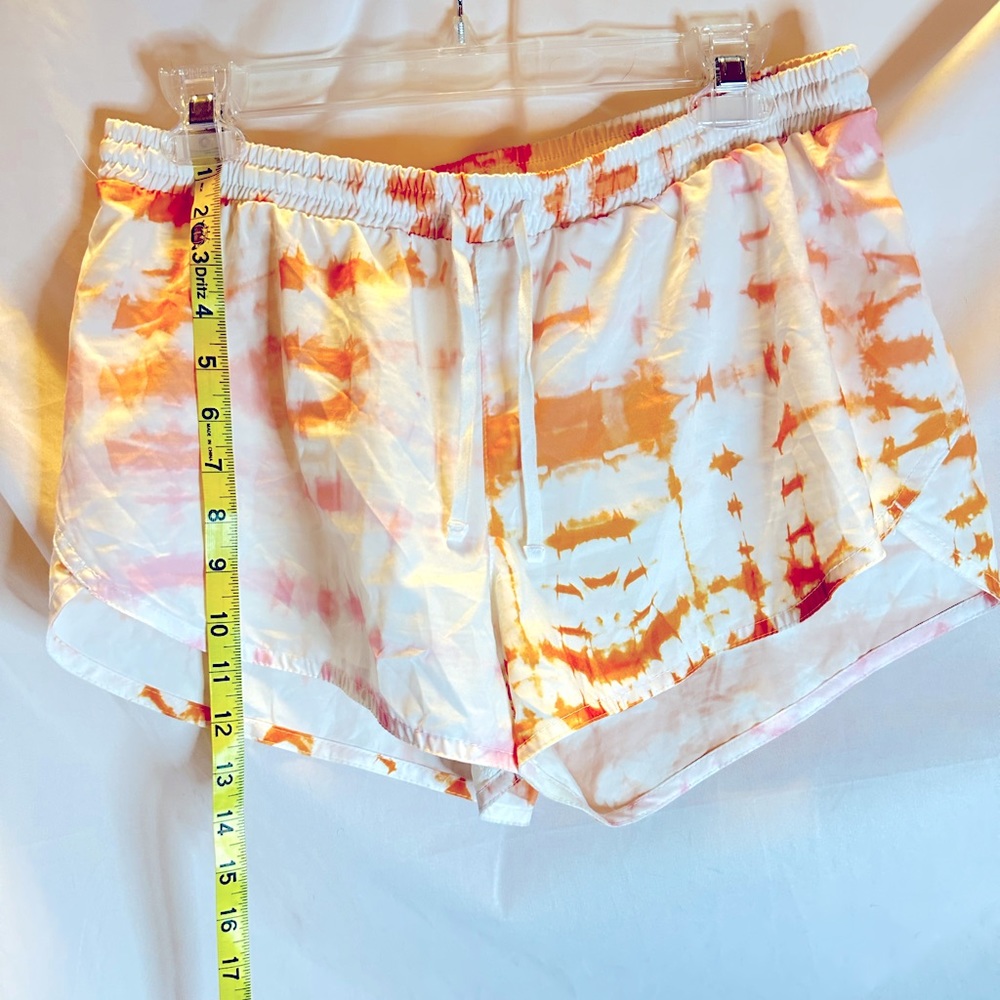 Athletic shorts